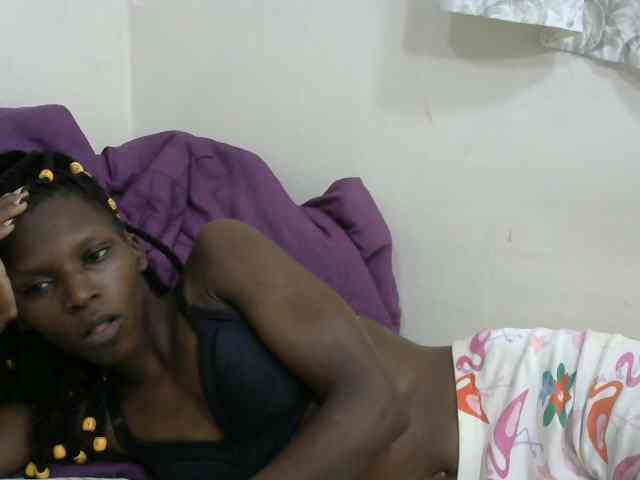 PrettyOne1 webcam