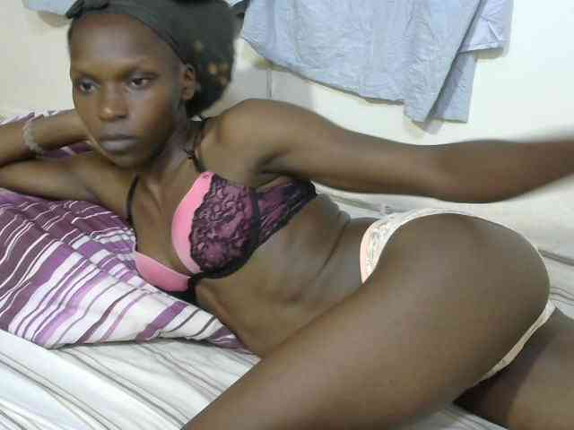 PrettyOne1 webcam