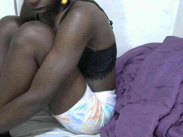 PrettyOne1 webcam
