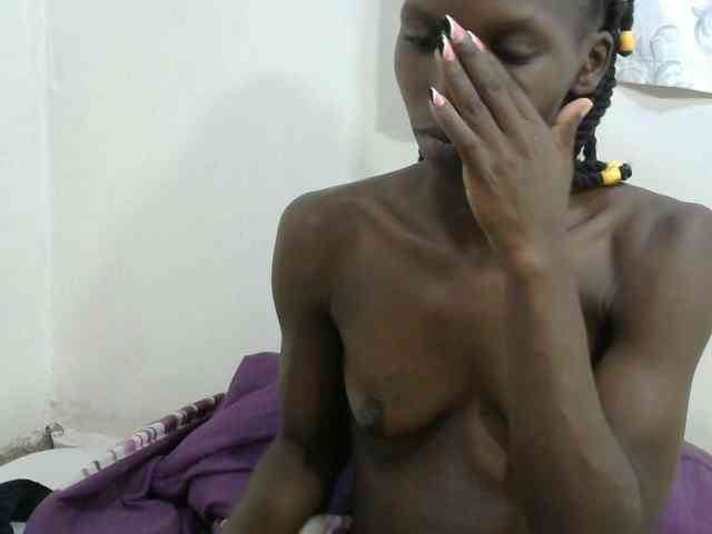 PrettyOne1 webcam