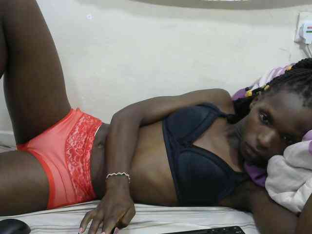 PrettyOne1 webcam