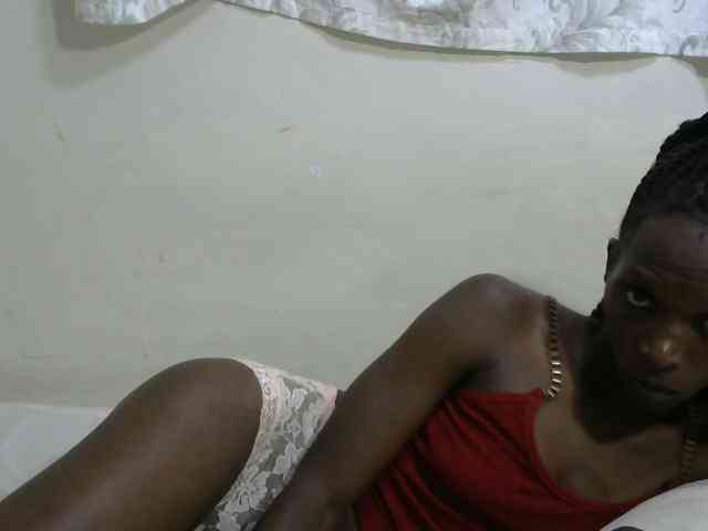 PrettyOne1 webcam