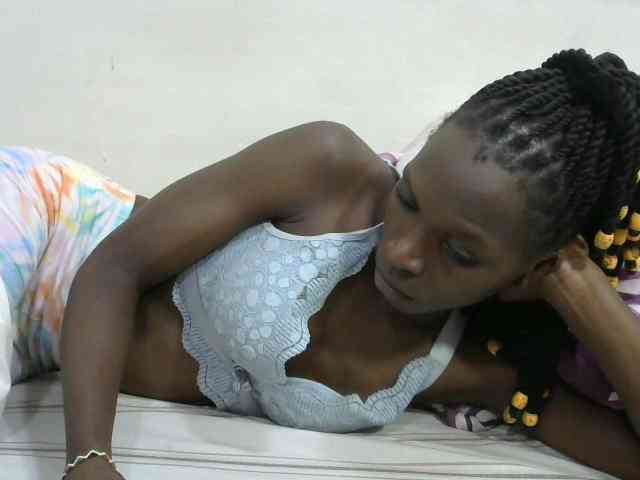 PrettyOne1 webcam