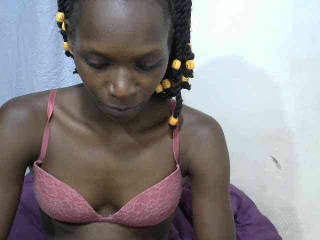 PrettyOne1 webcam