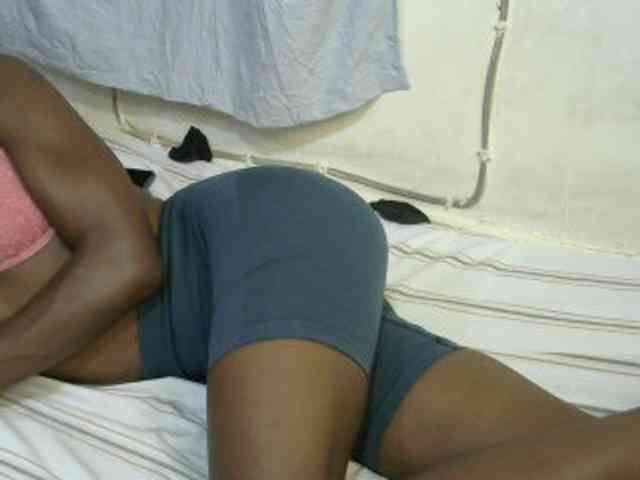 PrettyOne1 webcam
