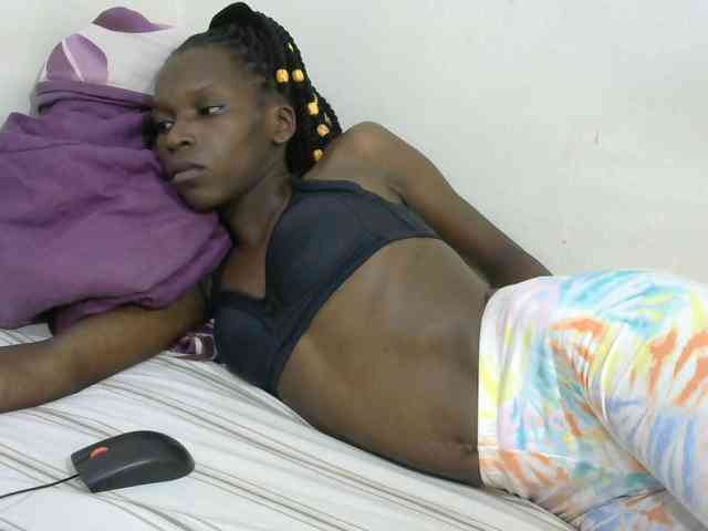 PrettyOne1 webcam