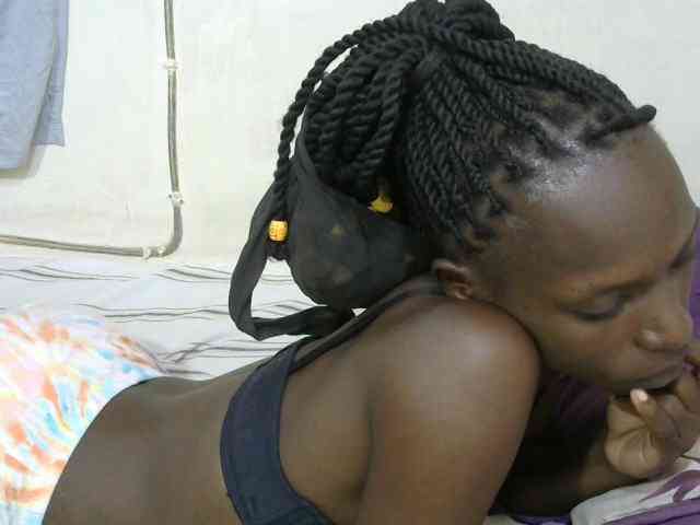 PrettyOne1 webcam
