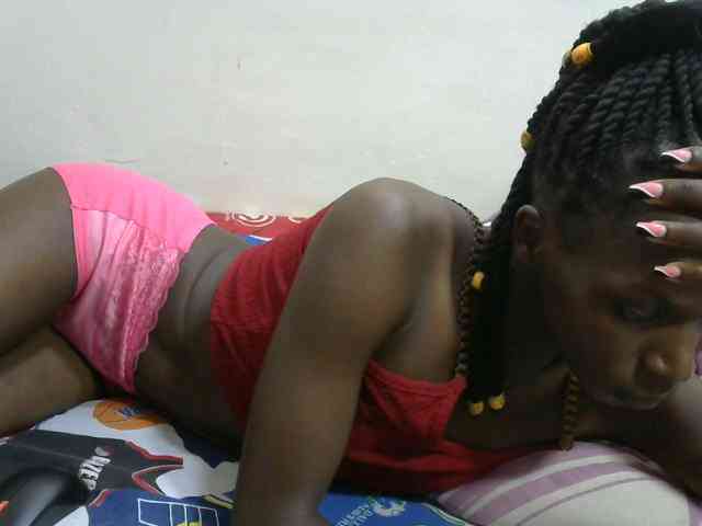 PrettyOne1 webcam