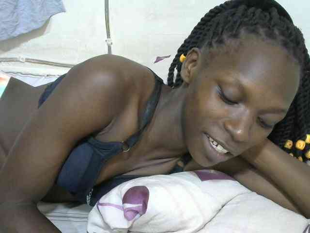 PrettyOne1 webcam
