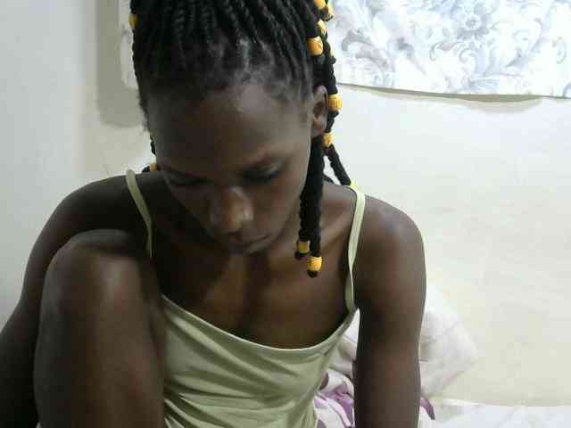 PrettyOne1 webcam