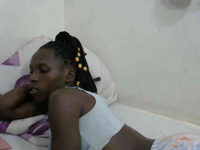 PrettyOne1 webcam