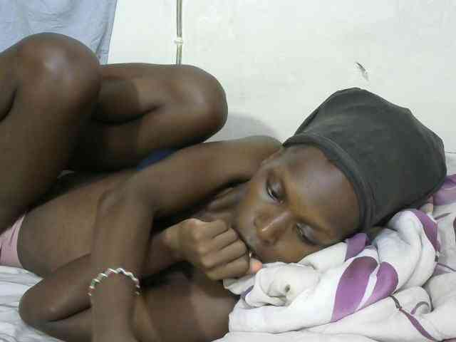 PrettyOne1 webcam