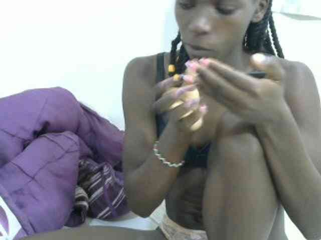 PrettyOne1 webcam