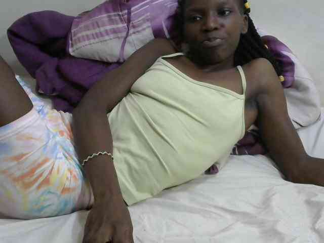 PrettyOne1 webcam