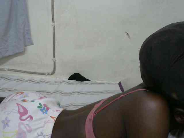 PrettyOne1 webcam