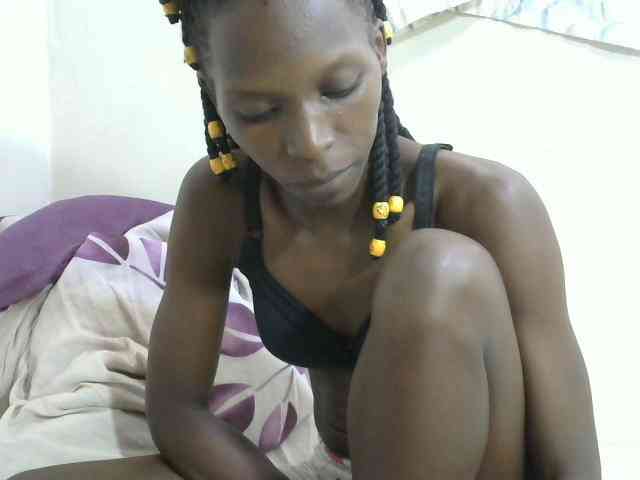 PrettyOne1 webcam