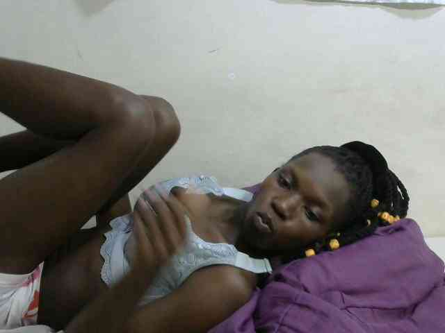 PrettyOne1 webcam