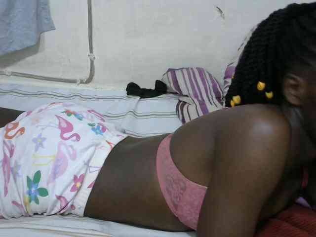 PrettyOne1 webcam