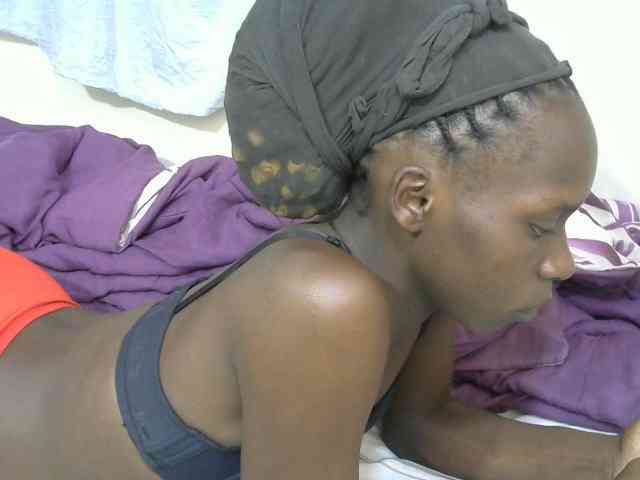 PrettyOne1 webcam