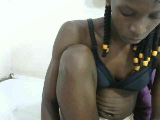 PrettyOne1 webcam