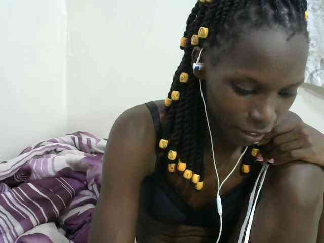 PrettyOne1 webcam