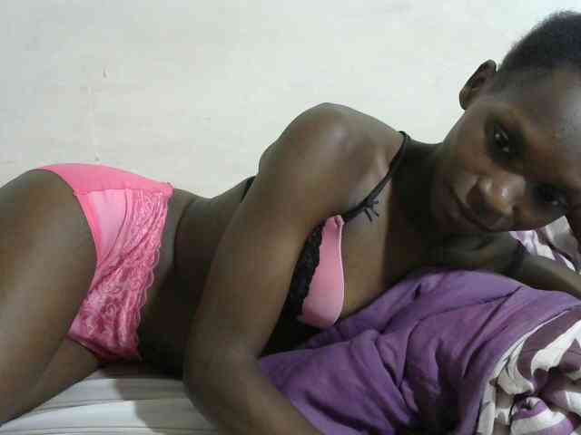 PrettyOne1 webcam