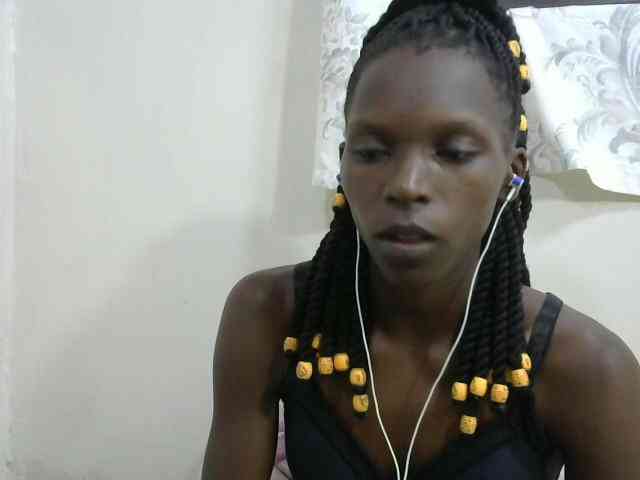 PrettyOne1 webcam