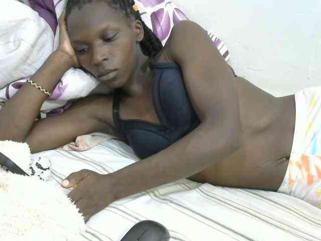 PrettyOne1 webcam