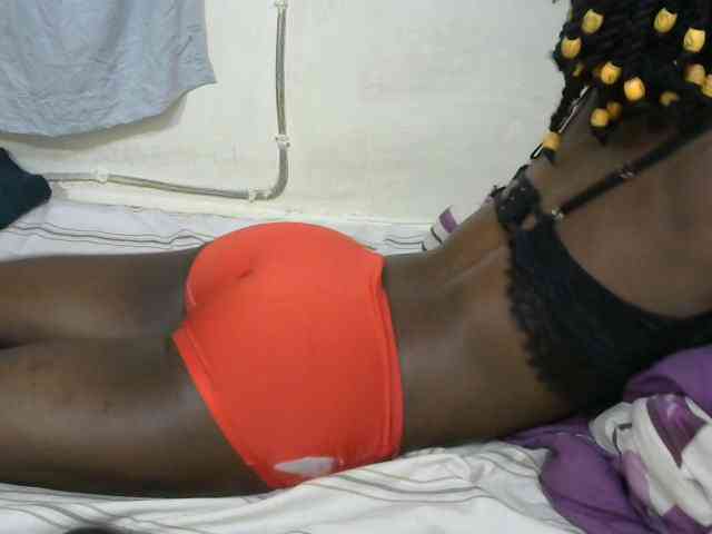 PrettyOne1 webcam