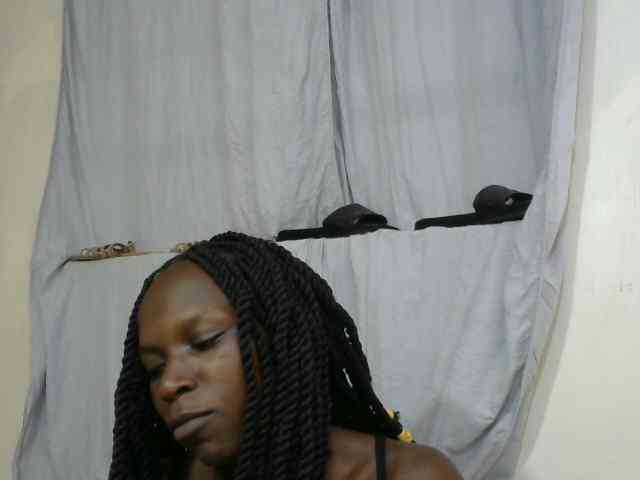 PrettyOne1 webcam