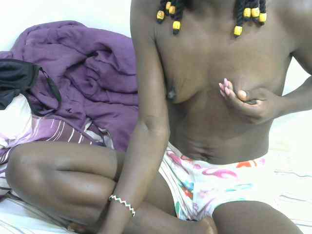 PrettyOne1 webcam