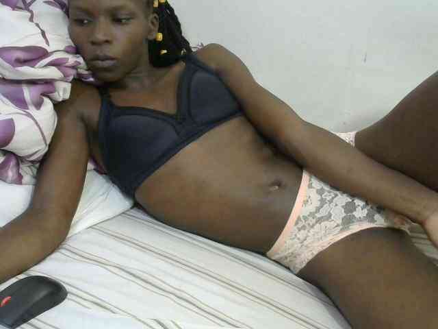 PrettyOne1 webcam