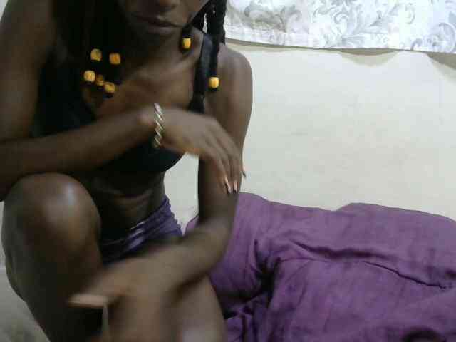 PrettyOne1 webcam