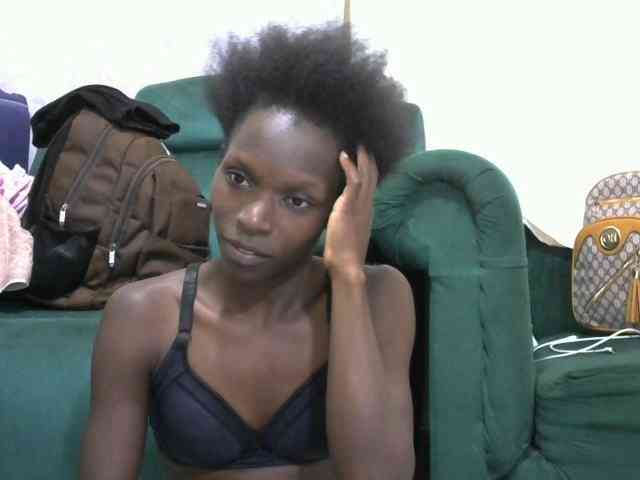 PrettyOne1 webcam