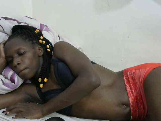 PrettyOne1 webcam