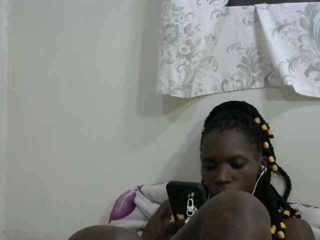 PrettyOne1 webcam