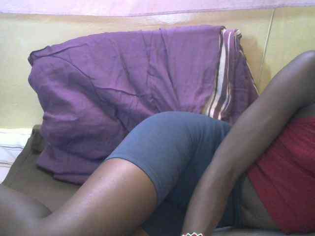 PrettyOne1 webcam