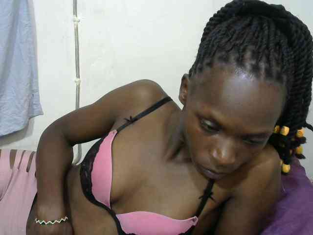 PrettyOne1 webcam