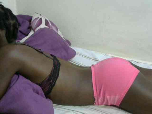 PrettyOne1 webcam