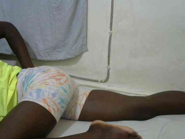 PrettyOne1 webcam