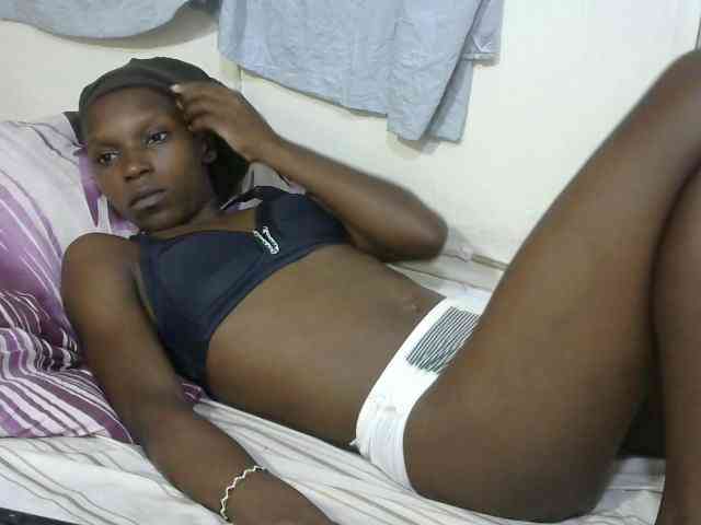 PrettyOne1 webcam