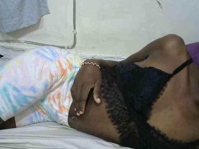 PrettyOne1 webcam