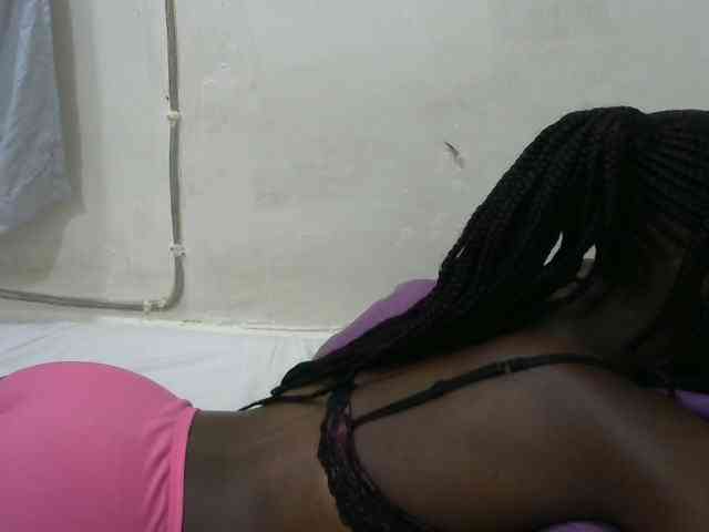 PrettyOne1 webcam