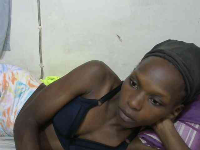 PrettyOne1 webcam