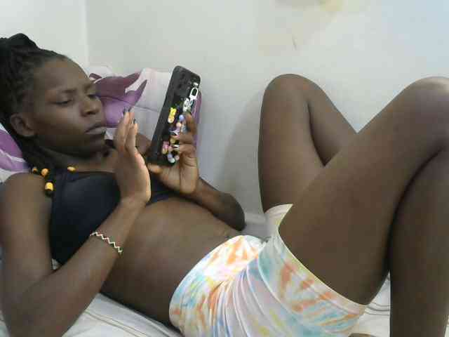 PrettyOne1 webcam