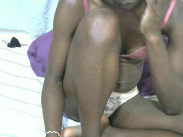 PrettyOne1 webcam