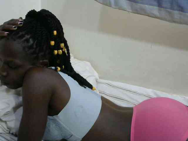 PrettyOne1 webcam