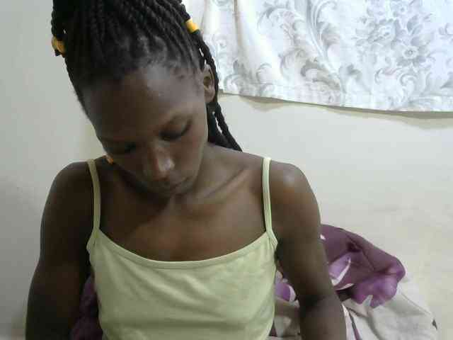 PrettyOne1 webcam
