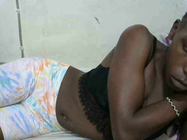 PrettyOne1 webcam