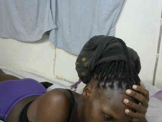 PrettyOne1 webcam